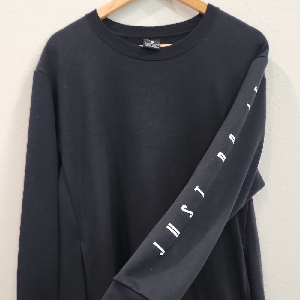 Nike Dri-Fit Crew Neck Sweatshirt with Just Do It Text On Left Sleeve